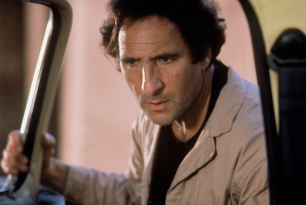 Running on empty 1988 sidney lumet synopsis characteristics moods themes and related 